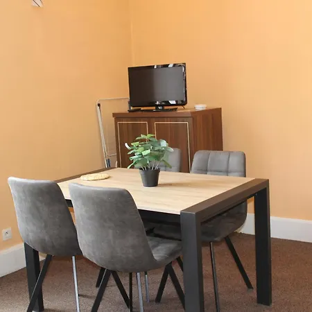 T2 Au Château Des Magnans, - 4 Pers, Piscine, Sauna, Parking - Vallée De L'ubaye - Fr-1-165b-50 Appartement Jausiers