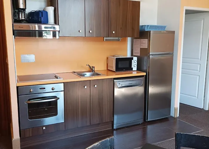 T2 Au Château Des Magnans, - 4 Pers, Piscine, Sauna, Parking - Vallée De L'ubaye - Fr-1-165b-50 Appartement *